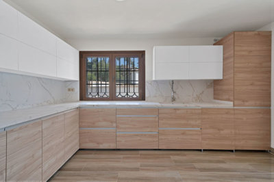 property1029ccc7db94d4b3a0e289a2c6df096c111c