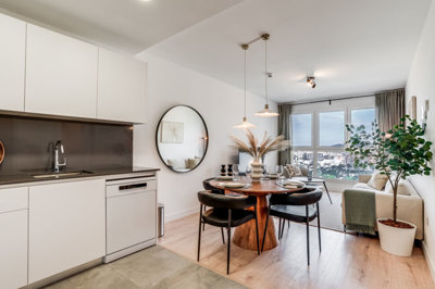 property8487ad2cb4190339f58d8233048ce6d1395