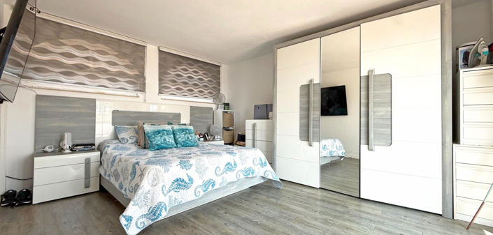 Image No.9-2 Bed Villa for sale