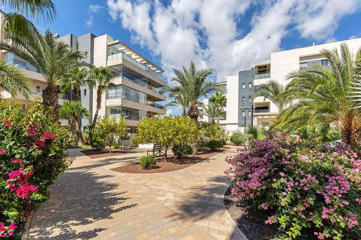 Image No.1-2 Bed Apartment for sale