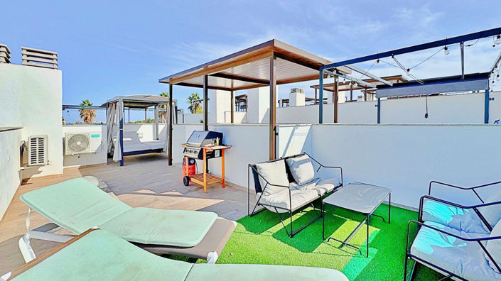 Image No.30-3 Bed Townhouse for sale