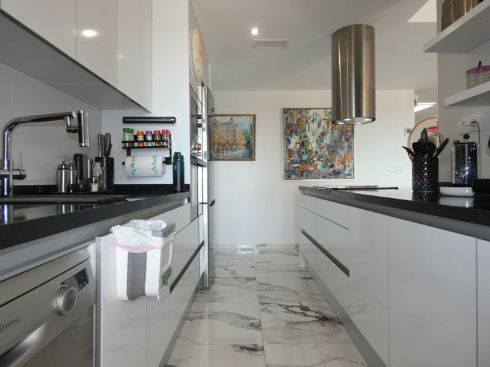 Image No.19-2 Bed Apartment for sale