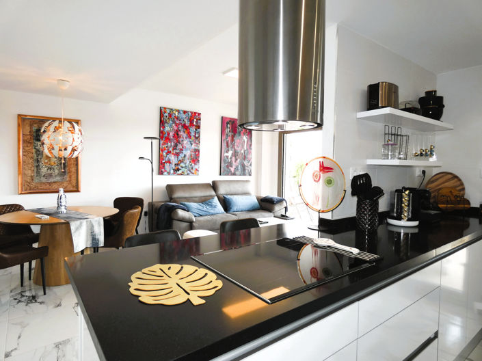 Image No.22-2 Bed Apartment for sale