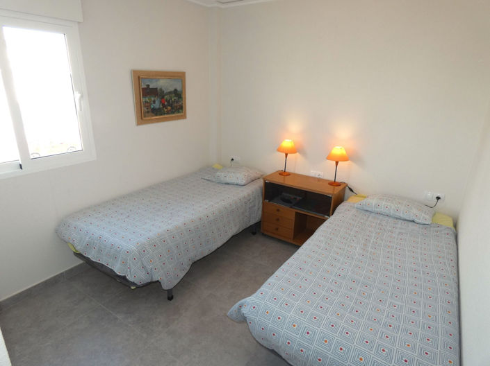 Image No.21-3 Bed Apartment for sale