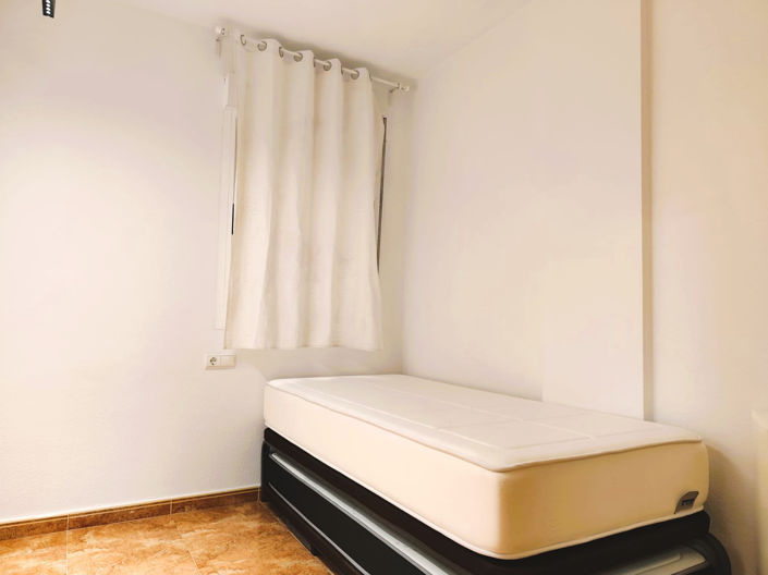 Image No.18-2 Bed Apartment for sale