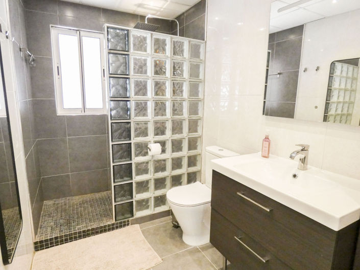 Image No.12-5 Bed Villa for sale