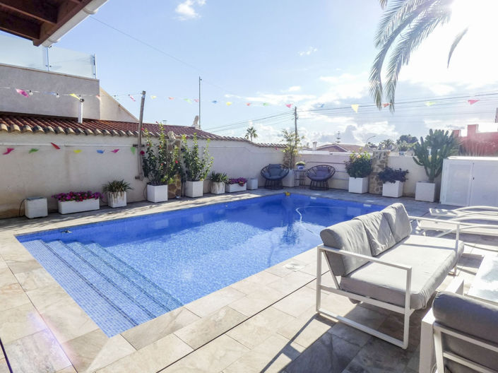 Image No.41-5 Bed Villa for sale