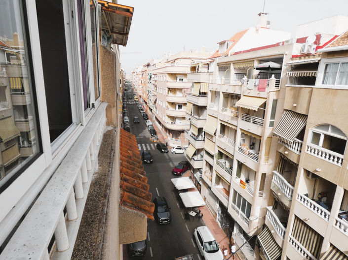 Image No.22-2 Bed Apartment for sale