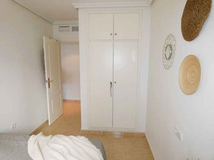 Image No.18-3 Bed Apartment for sale