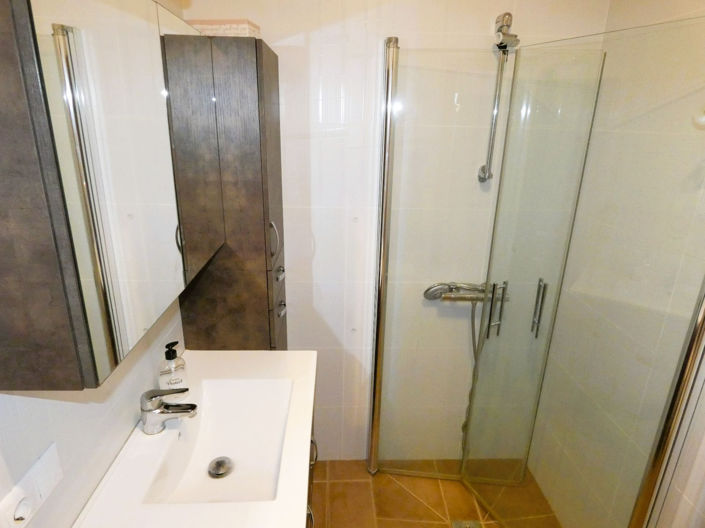 Image No.26-2 Bed Apartment for sale