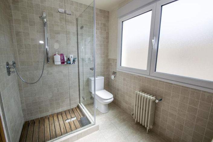 Image No.10-3 Bed Apartment for sale