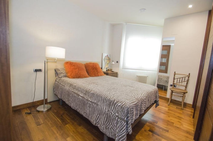 Image No.12-3 Bed Apartment for sale