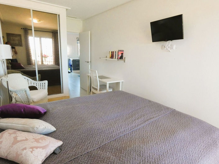 Image No.22-3 Bed Apartment for sale