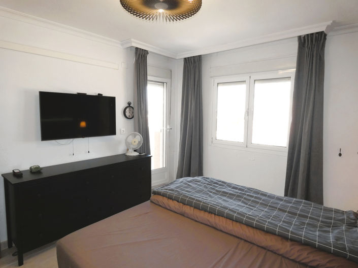 Image No.28-3 Bed Villa for sale