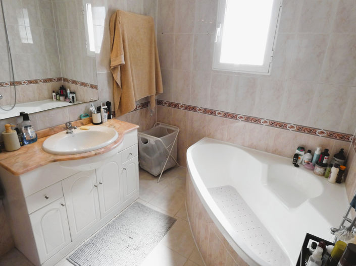 Image No.30-3 Bed Villa for sale