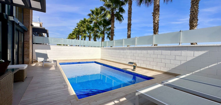 Image No.10-3 Bed Villa for sale