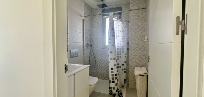 Image No.25-3 Bed Apartment for sale