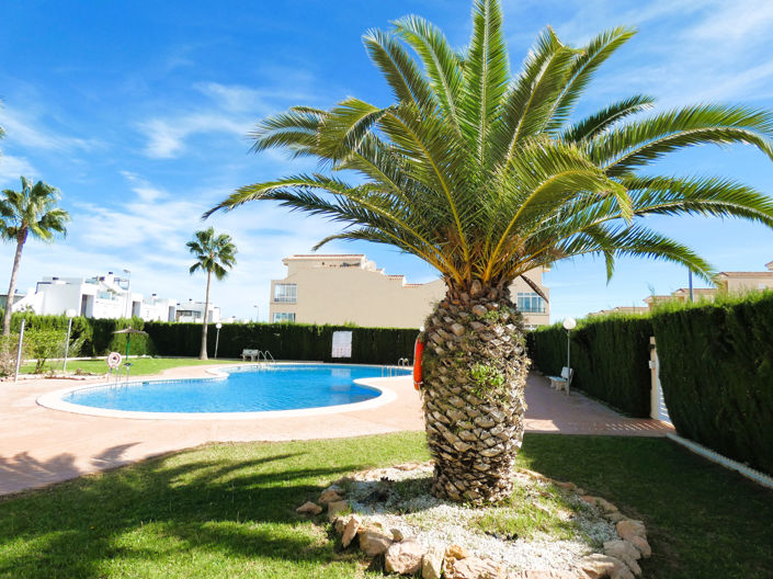 Image No.22-2 Bed Apartment for sale