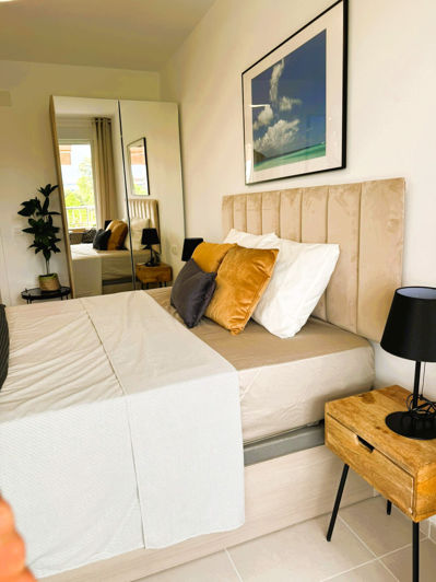 Image No.15-3 Bed Apartment for sale