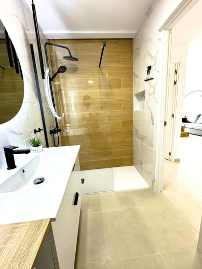 Image No.18-3 Bed Apartment for sale