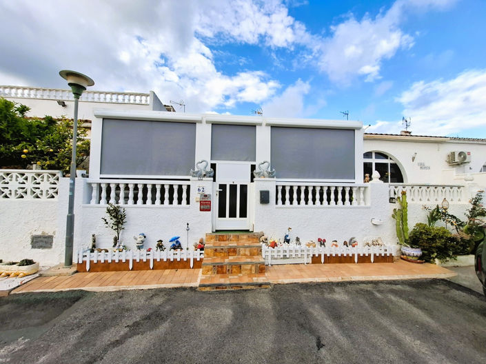 Image No.24-2 Bed Bungalow for sale