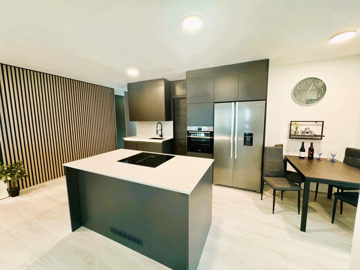 Image No.11-3 Bed Apartment for sale