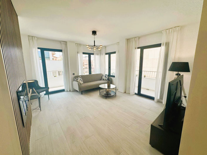 Image No.4-3 Bed Apartment for sale