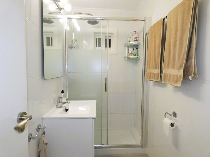 Image No.21-3 Bed Apartment for sale