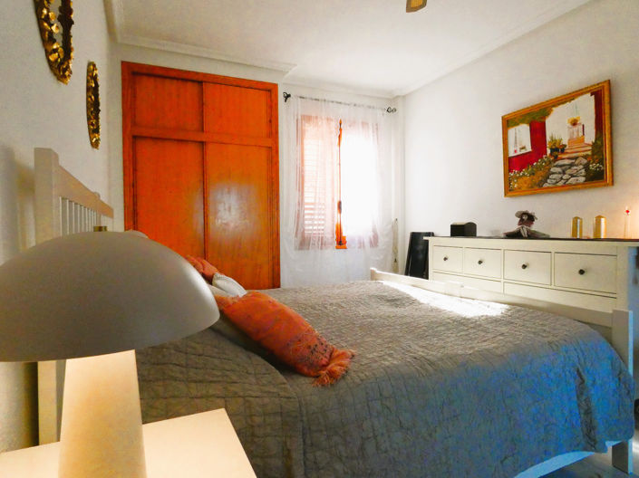 Image No.19-2 Bed Apartment for sale