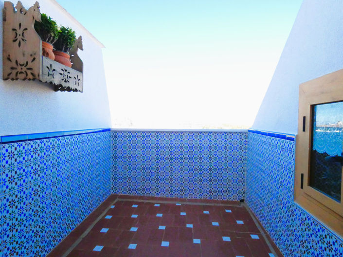 Image No.20-2 Bed Apartment for sale