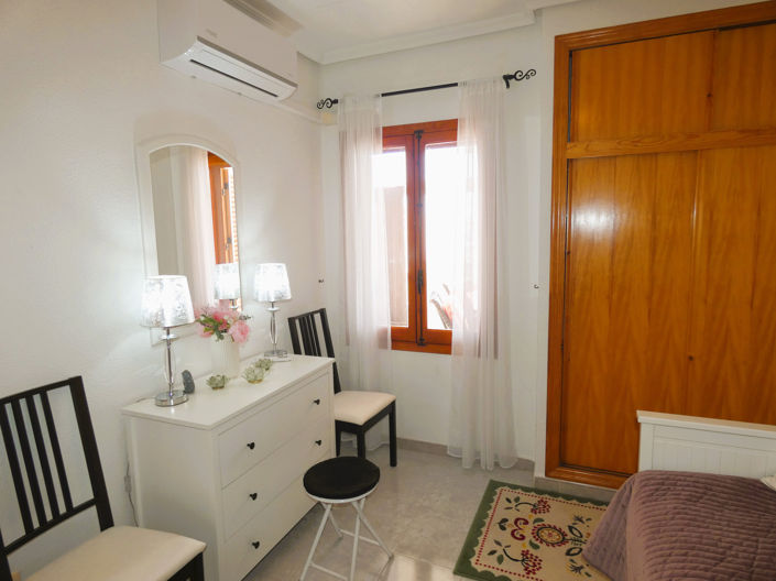 Image No.25-2 Bed Apartment for sale