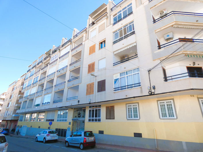 Image No.42-2 Bed Apartment for sale