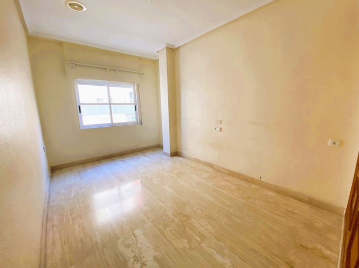 Image No.15-Appartement de 4 chambres à vendre à Alicante