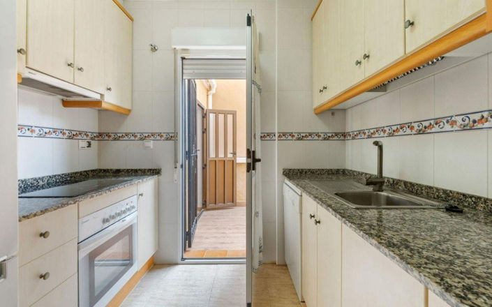 Image No.11-3 Bed Townhouse for sale