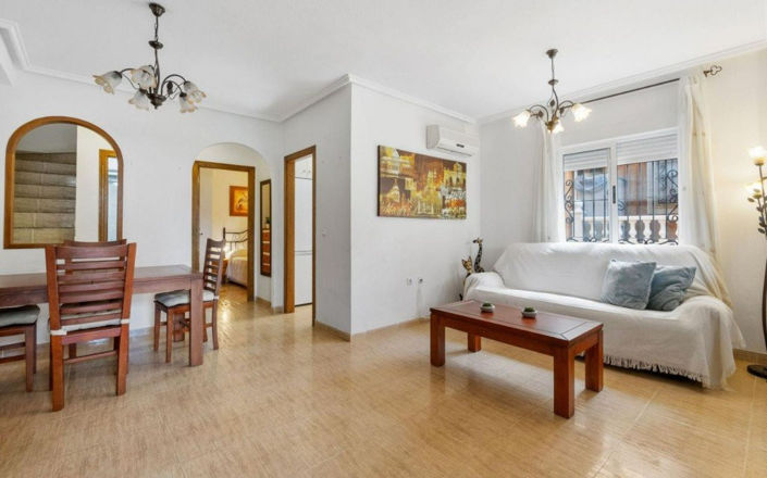 Image No.2-3 Bed Townhouse for sale