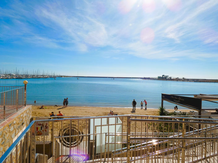 Image No.24-3 Bed Apartment for sale