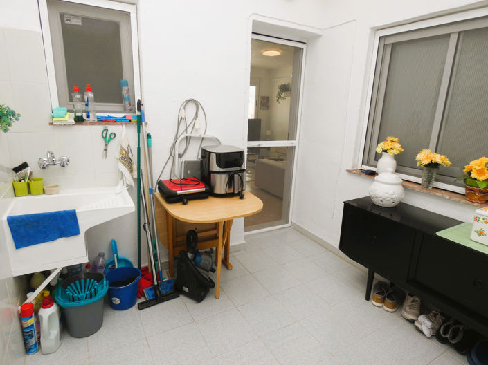 Image No.22-4 Bed Townhouse for sale