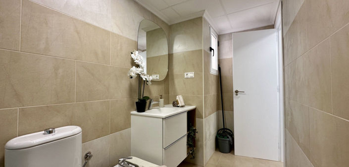 Image No.15-3 Bed Apartment for sale