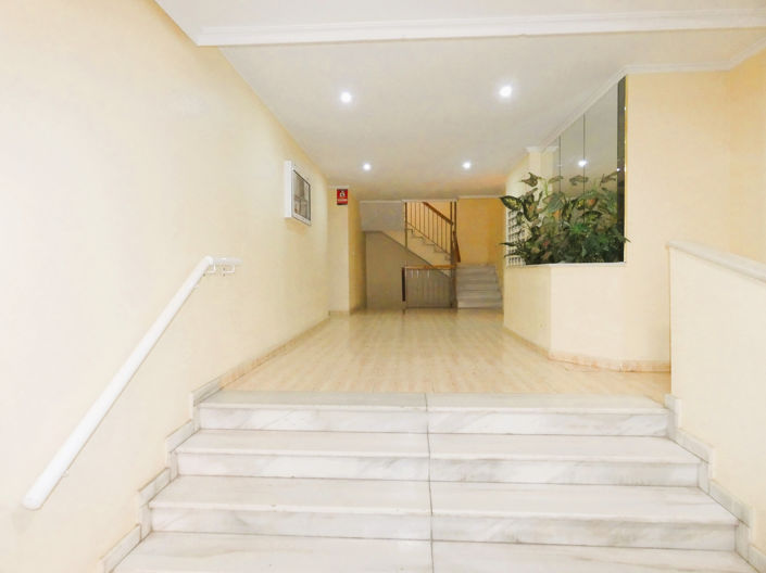 Image No.30-2 Bed Apartment for sale