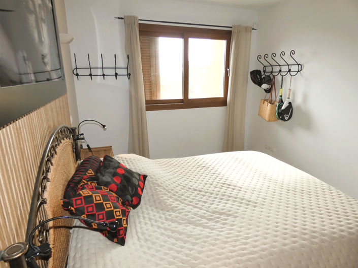 Image No.21-2 Bed Apartment for sale