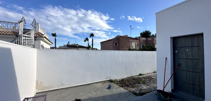 Image No.45-5 Bed Villa for sale