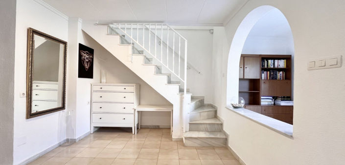 Image No.43-3 Bed Townhouse for sale