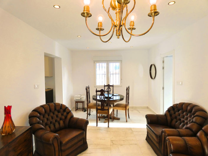 Image No.12-6 Bed Villa for sale