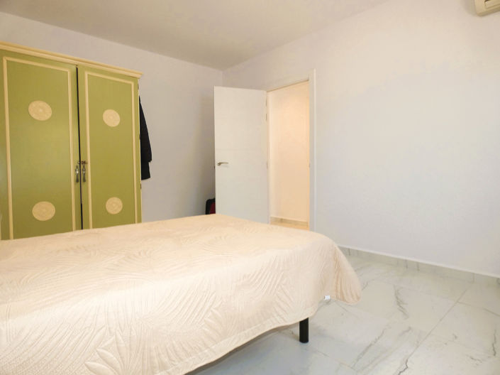 Image No.23-6 Bed Villa for sale