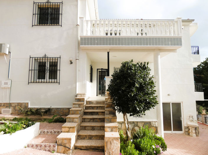 Image No.46-6 Bed Villa for sale