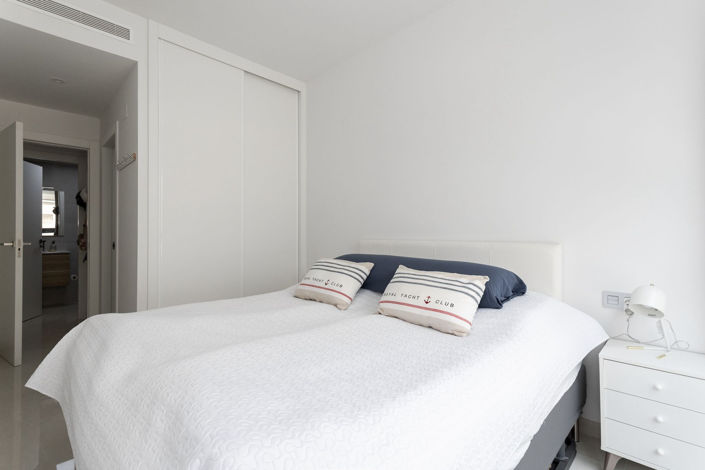 Image No.15-2 Bed Apartment for sale