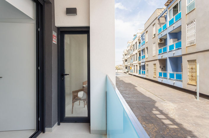 Image No.19-2 Bed Apartment for sale