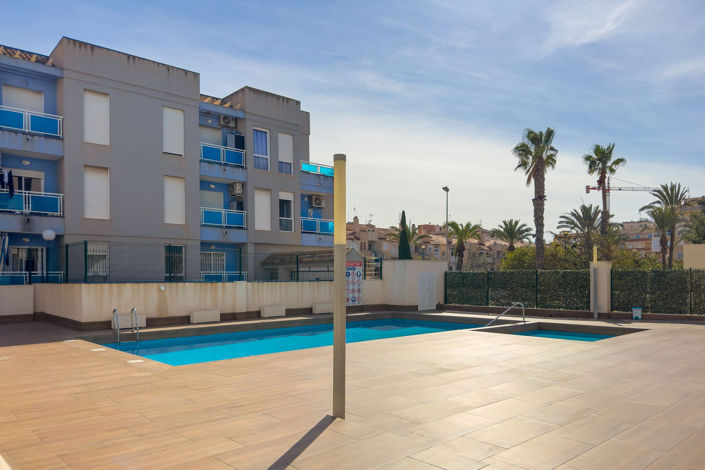 Image No.21-2 Bed Apartment for sale