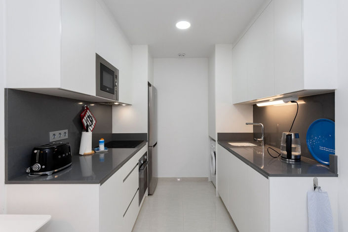 Image No.8-2 Bed Apartment for sale