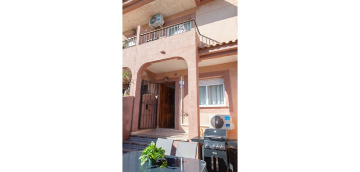 Image No.31-4 Bed Townhouse for sale